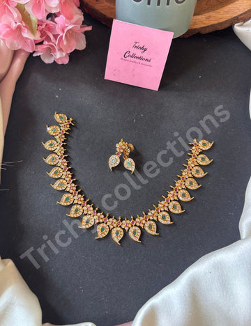 Kira mango kemp stone necklace
